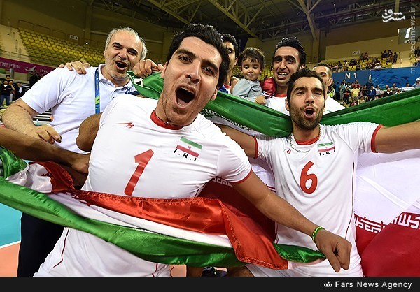 تیم ملی ایران باوجود صدرنشینی در آسیا، در ردبندی فدراسیون جهانی فوتبال یک پله سقوط کرد.