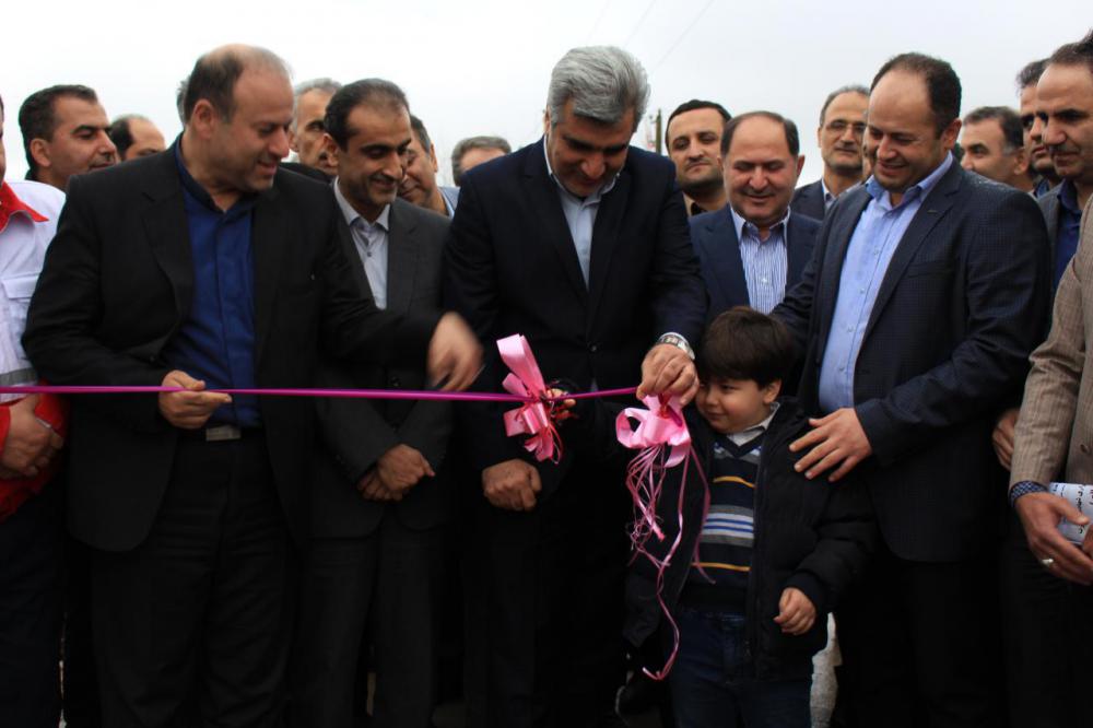 افتتاح دو پروژه صنعتی و ورزشی در شهرستان رشت