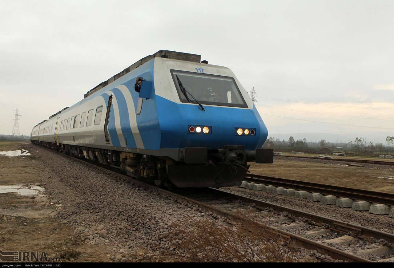 افزایش حرکت و تغییر ساعت قطارهای مشهد و تهران از راه آهن رشت