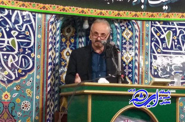 رحمانی در سخنان پیش از خطبه نماز جمعه لاهیجان : مردم تصور میکنند قانون فقط برای ضعیف هاست