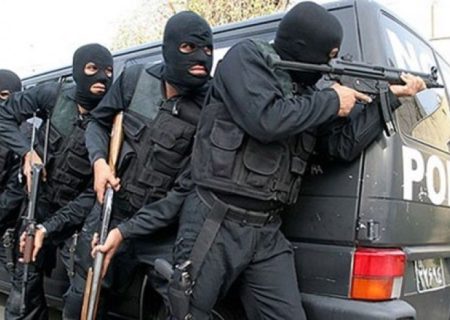 گروگانگیری مسلحانه در شیراز / یک زَن جان باخت / گروگانگیر با یک گروگان متواری شد
