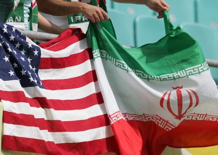 علی بیگدلی: نوعی دیپلماسی پنهان میان ایران و آمریکا وجود دارد