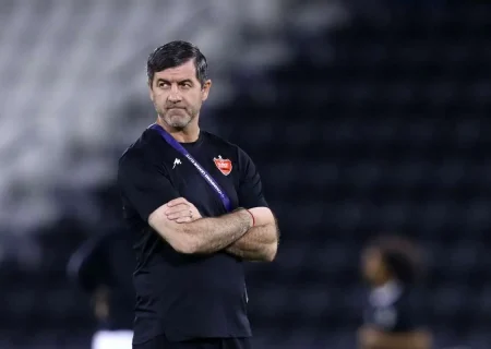 ماجرای بی حرمتی هواداران تراکتور به کریم باقری از کجا آغاز شد؟