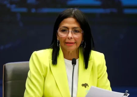 دیوان عالی ونزوئلا: معاون مادورو سرپرست دولت شد