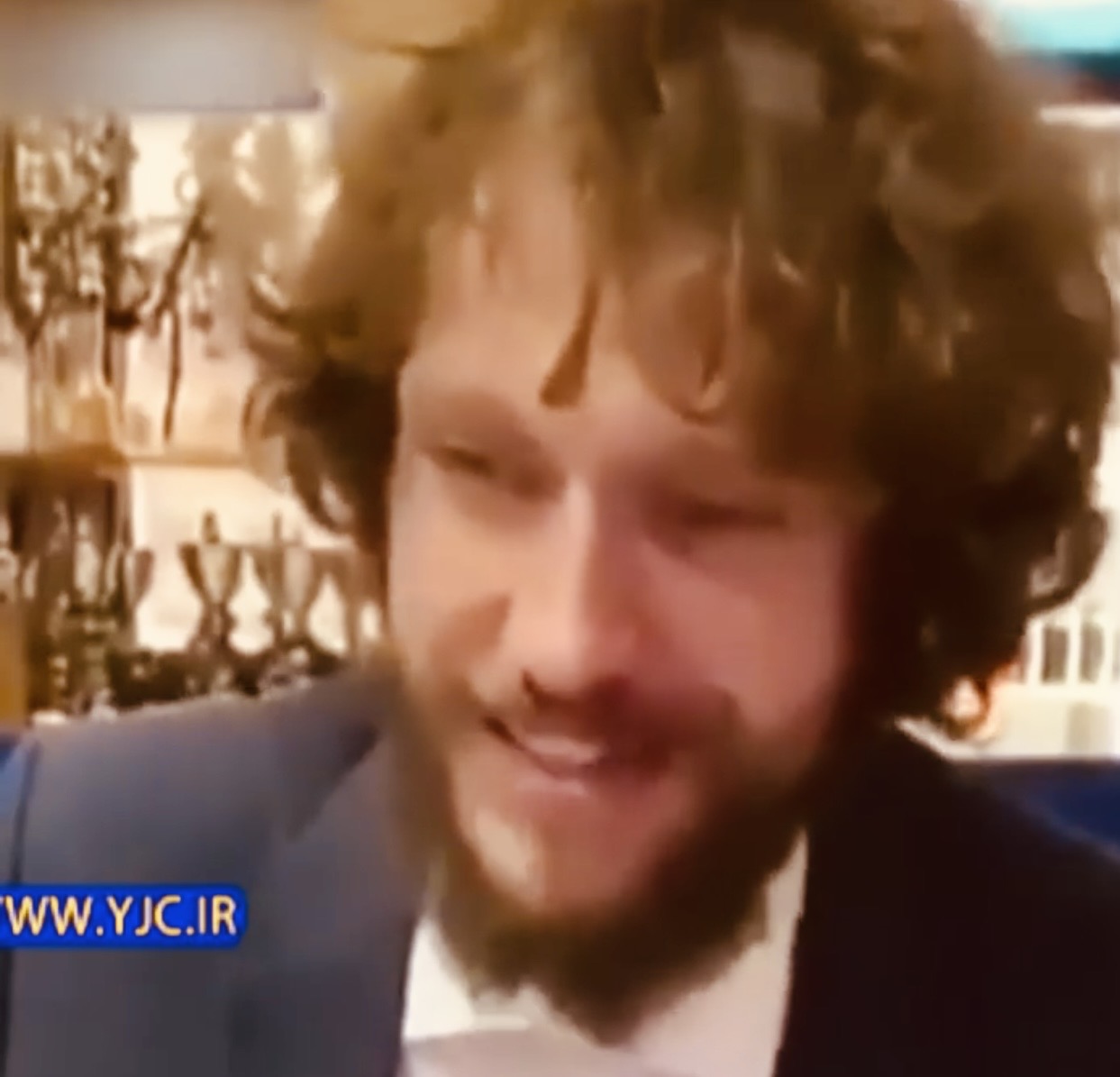 يك آلمانى كه به زبان كيلكى صحبت مى كند زبان كيلكى، بخشى از هويت ما كيلانى هاست.