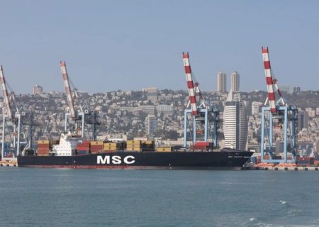 ورود اولین کشتی باری امارات به بندر حیفای اسرائیل