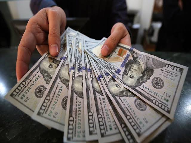 قیمت دلار آزاد امروز یکشنبه 4 مرداد 1405 + جدول کامل قیمت‌ ها