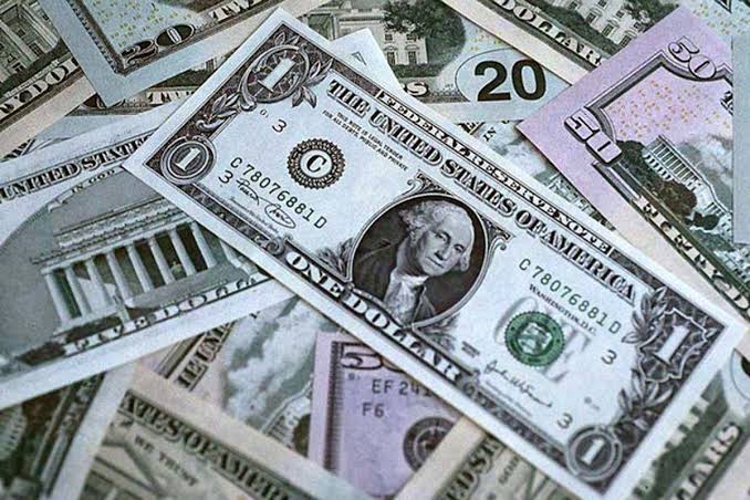 قیمت دلار آزاد امروز سه شنبه 6 مرداد 1405 + جدول کامل قیمت‌ ها