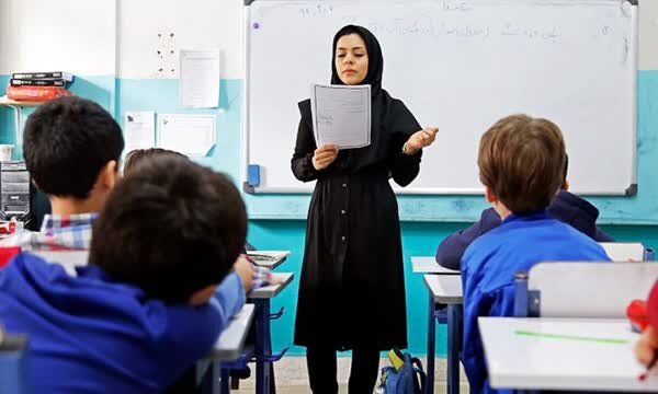 جزئیات استخدام ۴۰ هزار معلم جدید اعلام شد