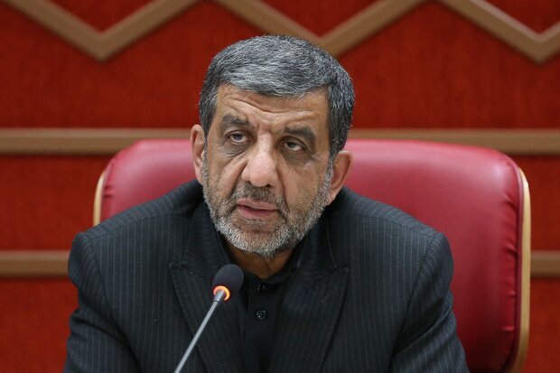 ضرغامی: یک مسلمان پیدا نمی‌شود به آقای جنتی بگوید در سن ۱۰۰ سالگی خودش استعفا بدهد؟