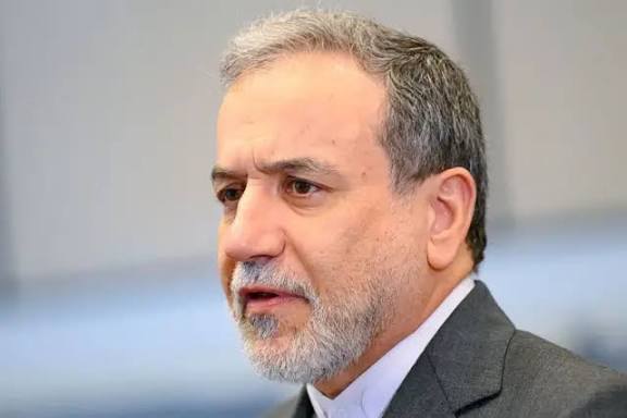 عراقچی خطاب به مقامات آمریکایی: مراقب اخبار و اطلاعات جعلی باشید