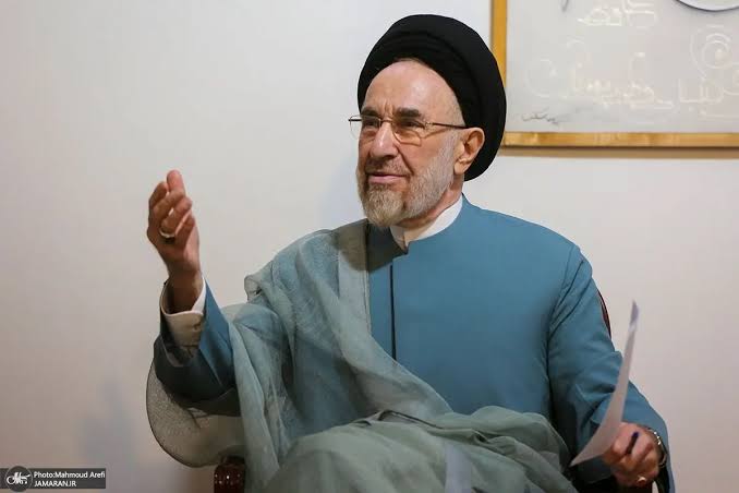 سید محمد خاتمی: بعد از جنگ فرصتی فوق العاده برای کشور و مردم پدید آمد که جلوه آن را در تفاهم نامه اسلام آباد می بینیم/