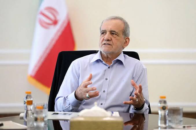 پزشکیان: فرآیند ایجاد تعهدات دولت باید اصلاح و منابع کشور به طرح‌های با اولویت اختصاص یابد