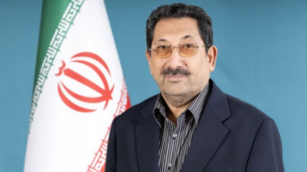 وزیر صمت: تامین آب صنایع از خلیج فارس و دریای عمان دنبال می‌شود