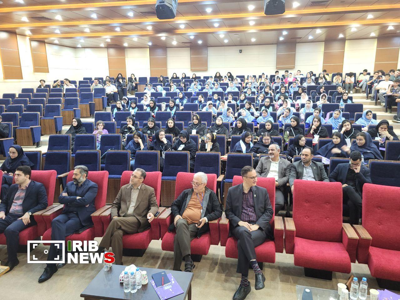 برپایی نخستین کارگاه توانمندسازی دانش آموزان گیلانی