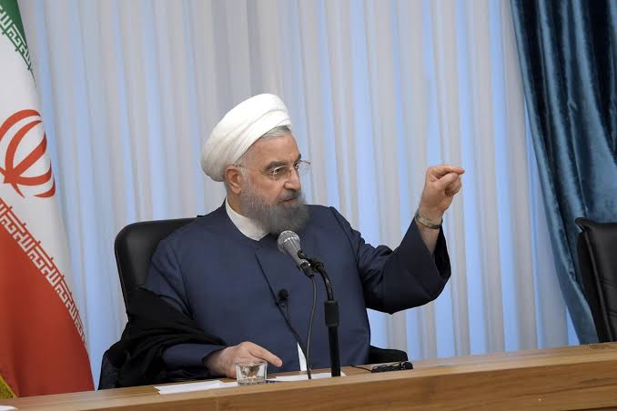 روحانی: منظورم برگزاری همه‌پرسی برای دفاع در برابر تجاوز نبود