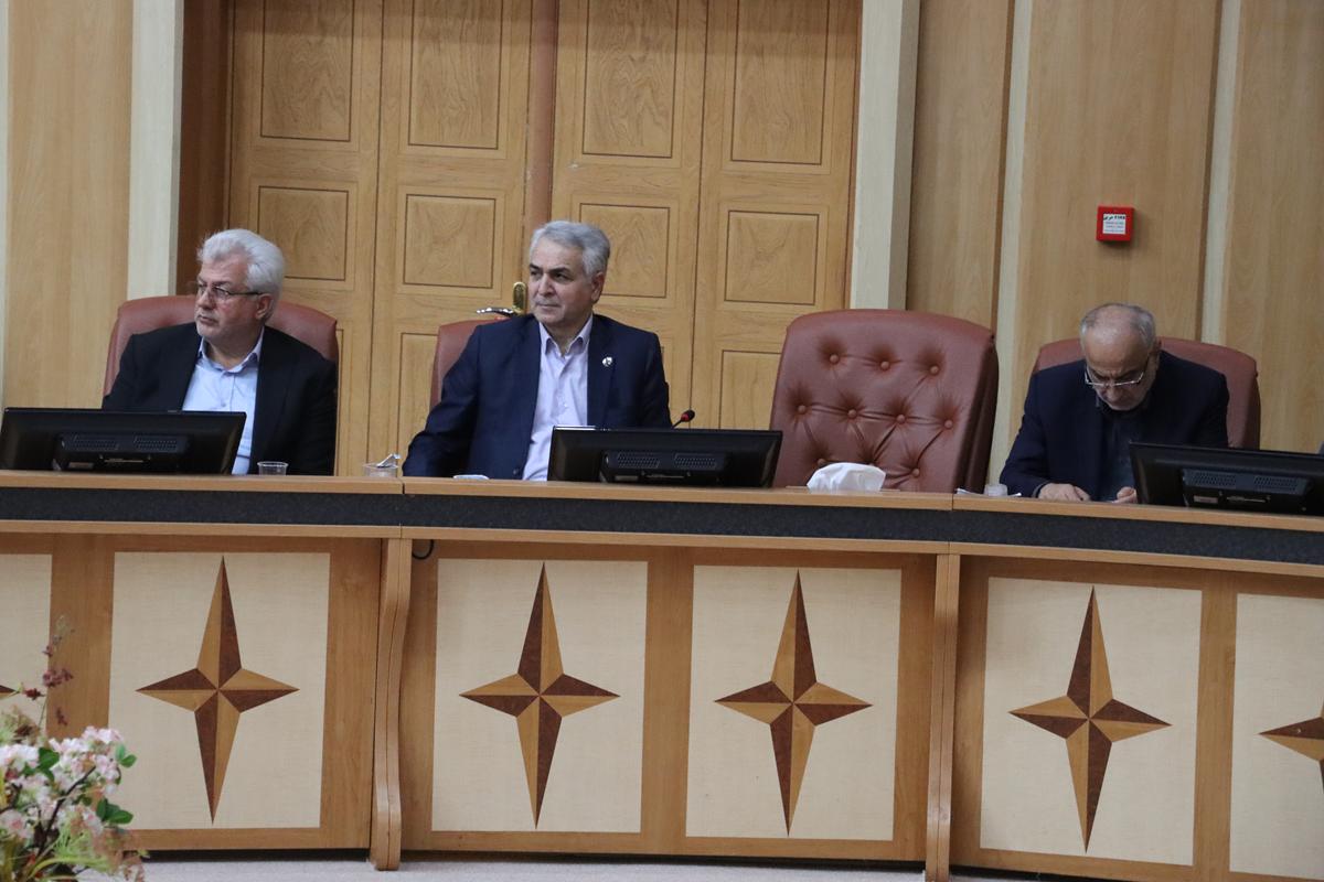 پیگیری مطالبات بیمه‌ای بازاریان رشت تا حصول نتیجه ادامه دارد
