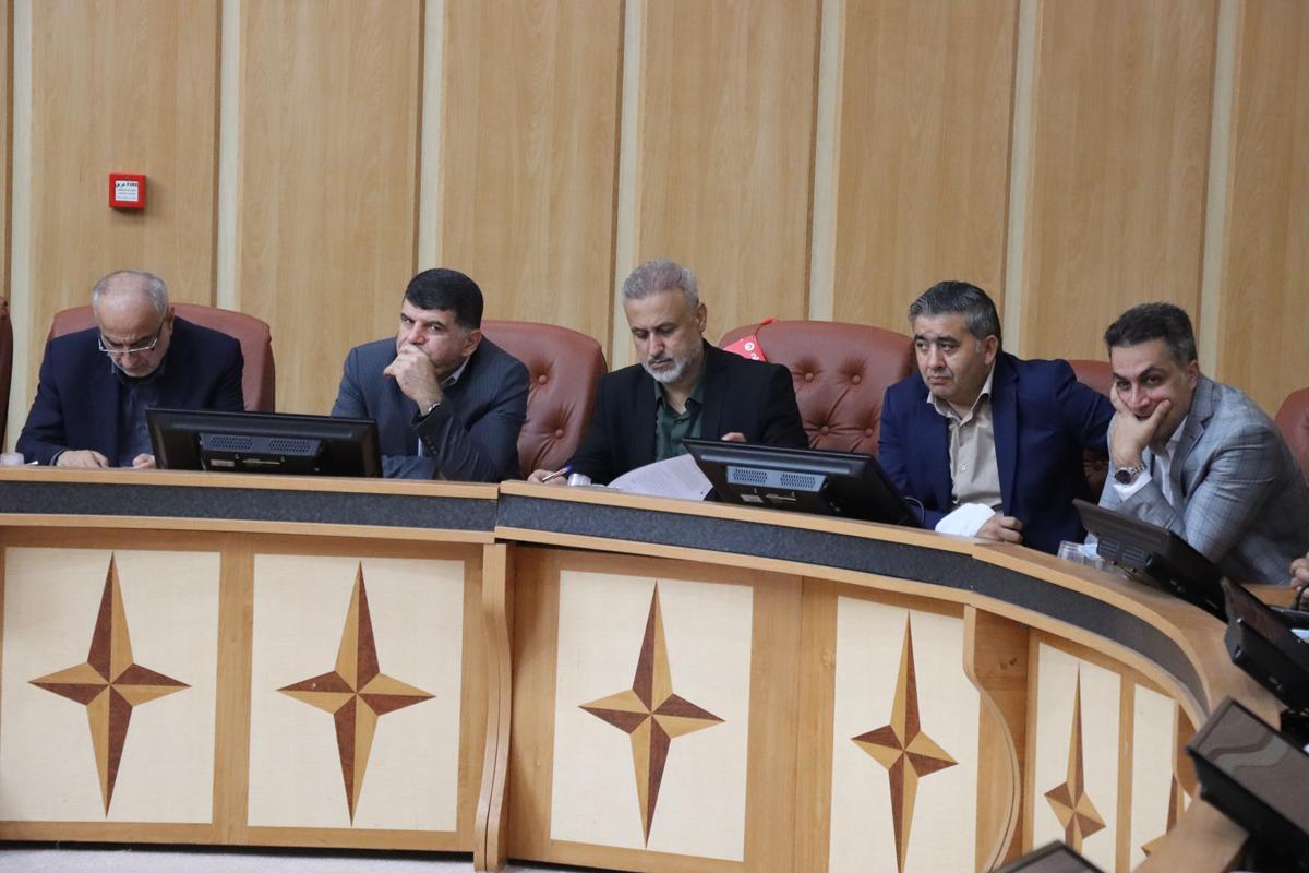 پیگیری مطالبات بیمه‌ای بازاریان رشت تا حصول نتیجه ادامه دارد