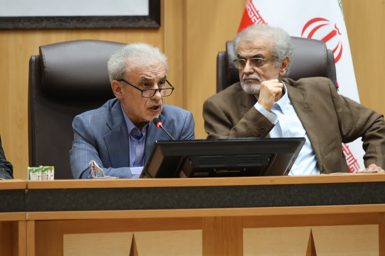 سفر رئیس‌جمهور در شهریور ماه به گیلان /صدای واحد گیلان، پشتوانه تحقق مطالبات استان از دولت است=عکس