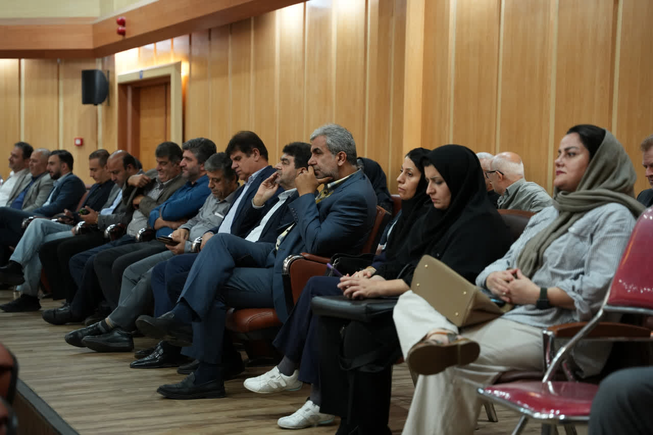 سفر رئیس‌جمهور در شهریور ماه به گیلان /صدای واحد گیلان، پشتوانه تحقق مطالبات استان از دولت است=عکس