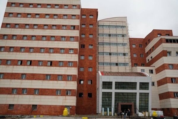 بازدید معاون اجرایی رئیس جمهور از بیمارستان جنرال رشت