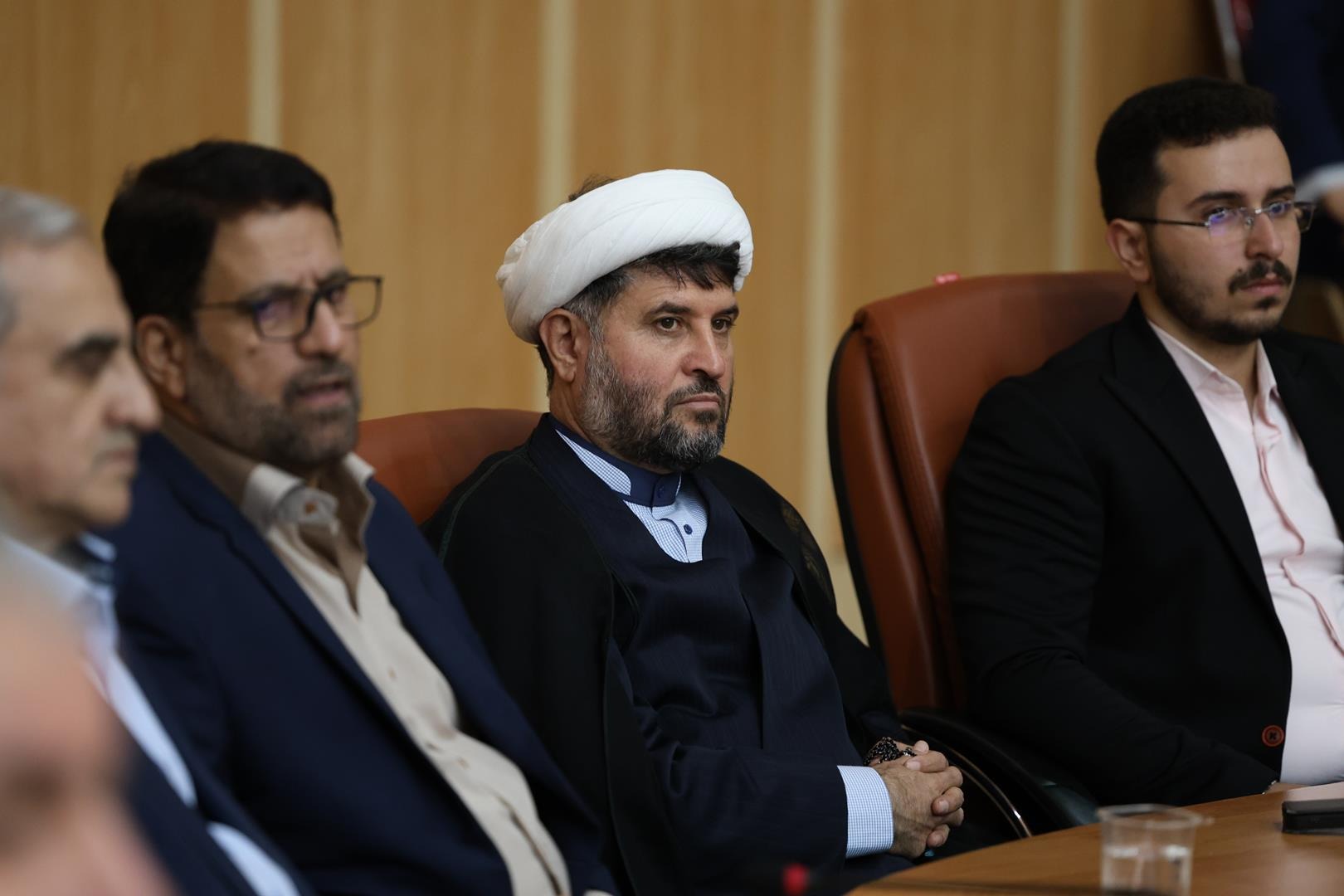 گیلان، دوم در تعداد پزشک و بیست‌وچهارم در تخت بیمارستانی؛ شکافی که باید جبران شود
