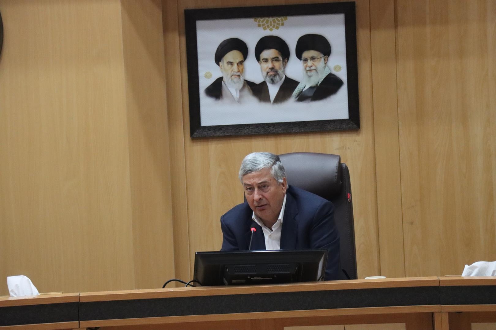 از تکمیل زیرساخت‌ها تا پیگیری تسهیلات؛ بازسازی بازار رشت زیر ذره‌بین استانداری