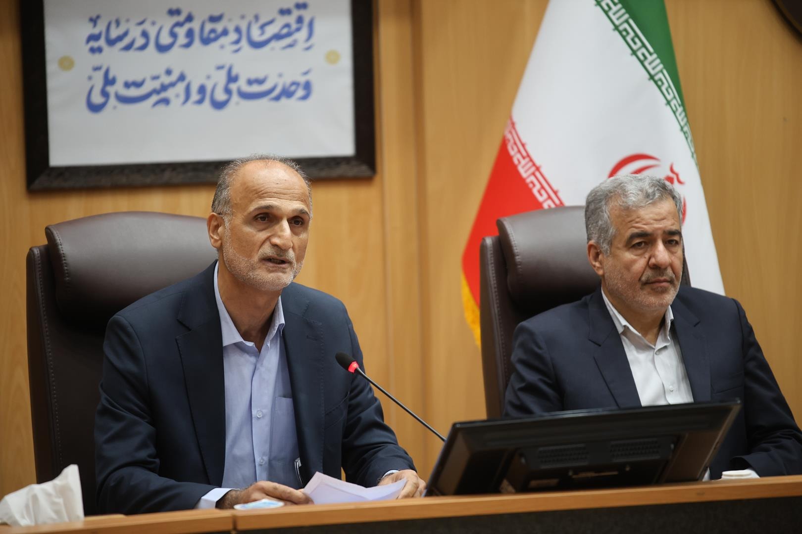 ۱۰۰ هزار نیروی دولتی، ظرفیتی بزرگ برای توسعه گیلان/ روش‌های گزینش متناسب با شرایط روزآمد شود +عکس
