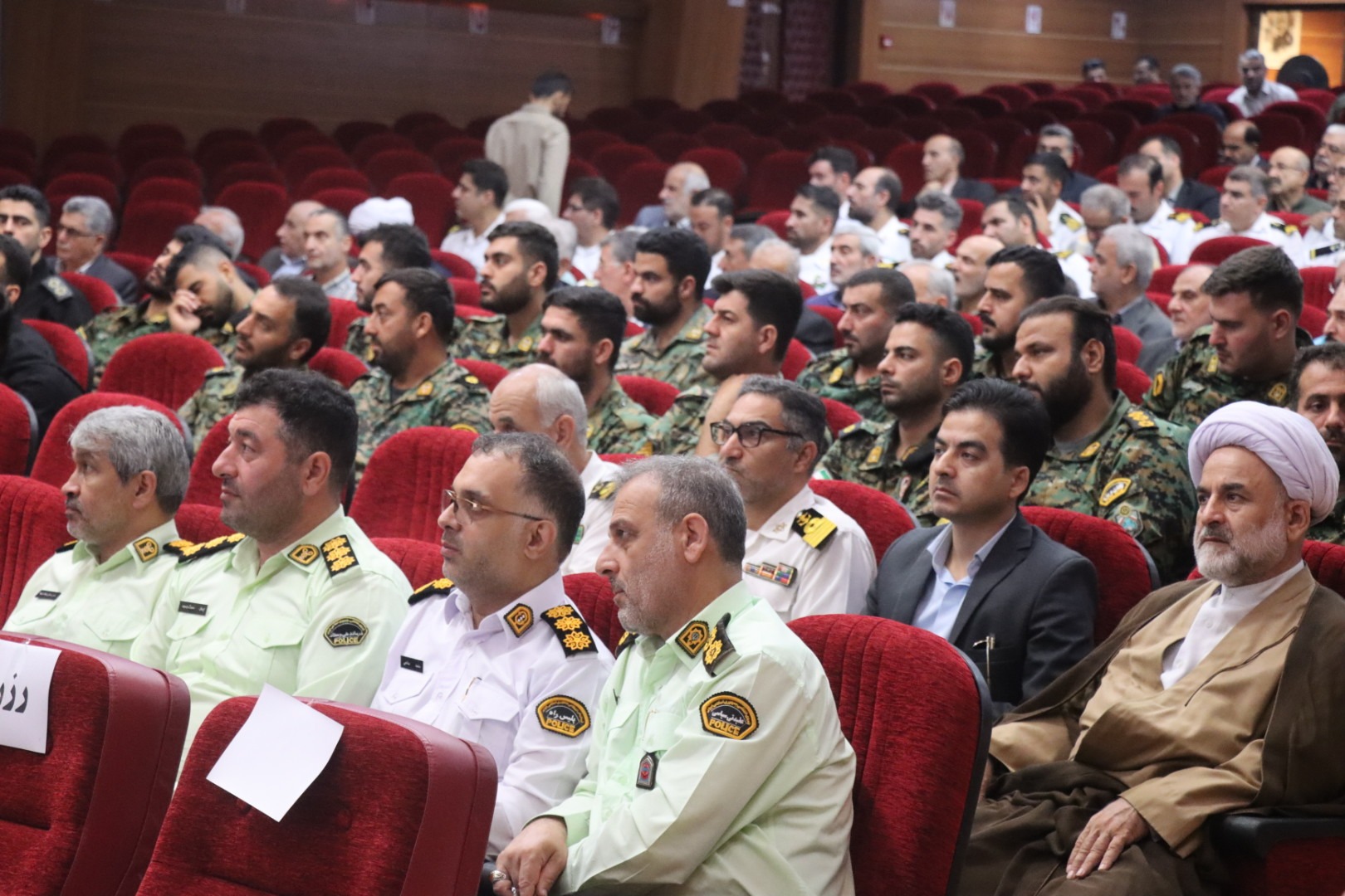 رمز عبور از پیچ تاریخی کشور، حفظ سرمایه اجتماعی و خدمت صادقانه است