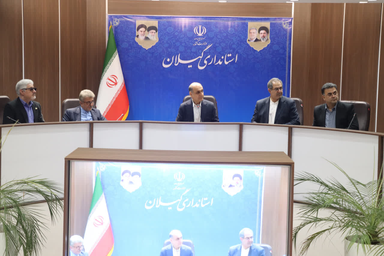 هیچ دانش‌آموزی نباید از فرصت برابر آموزشی محروم بماند