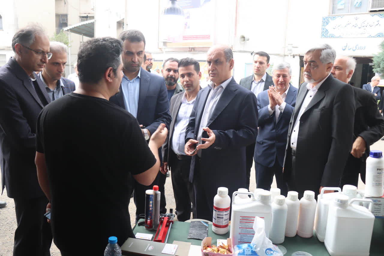 دستاوردهای علمی ایران در زندگی مردم نمود پیدا کند+(تصویر)