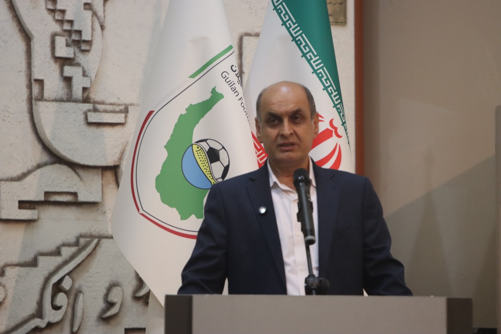 مجوز احداث استادیوم جدید در گیلان پیگیری می‌شود+تصاویر