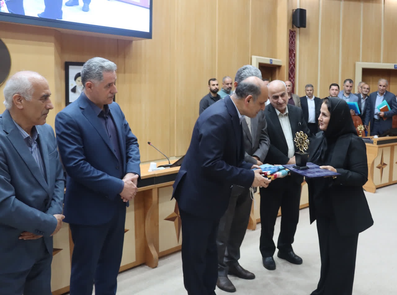 مجوز احداث استادیوم جدید در گیلان پیگیری می‌شود+تصاویر