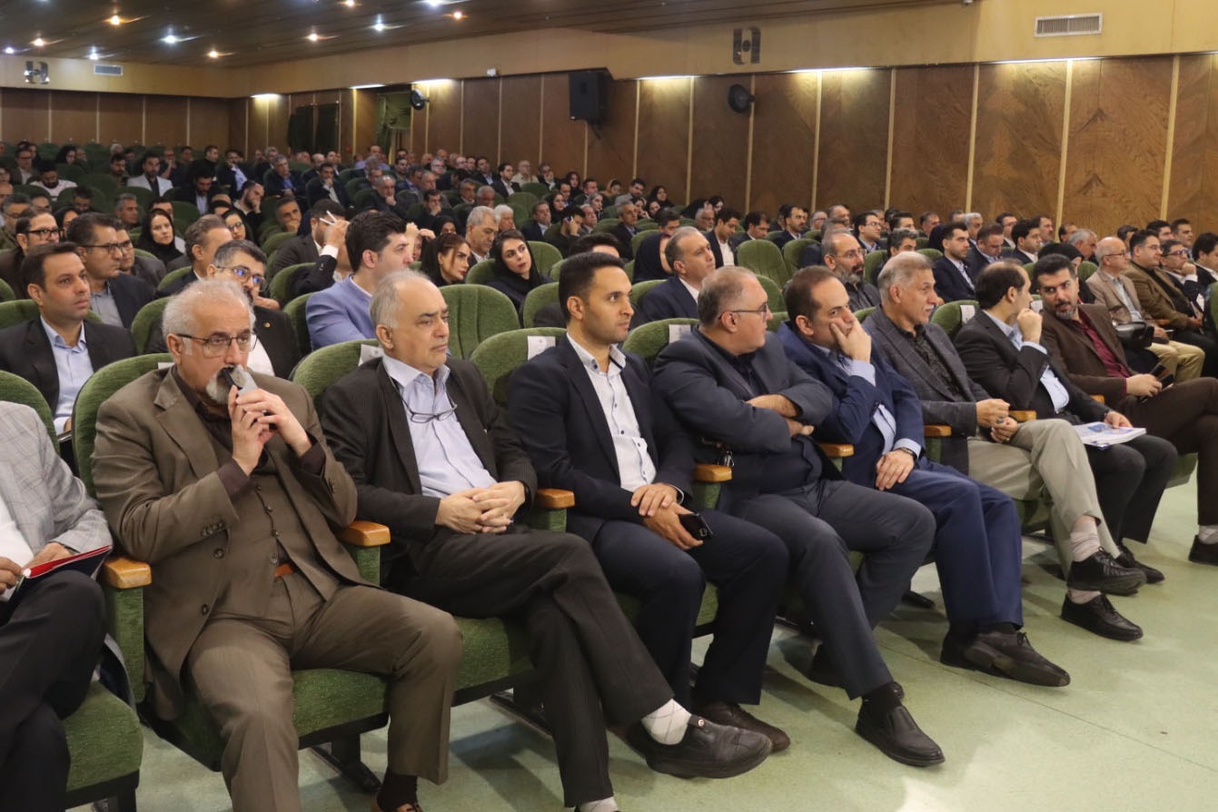 گیلان در جذب منابع بانکی پیشتاز؛ در پرداخت تسهیلات عقب‌تر از حد انتظار+(تصاویر)