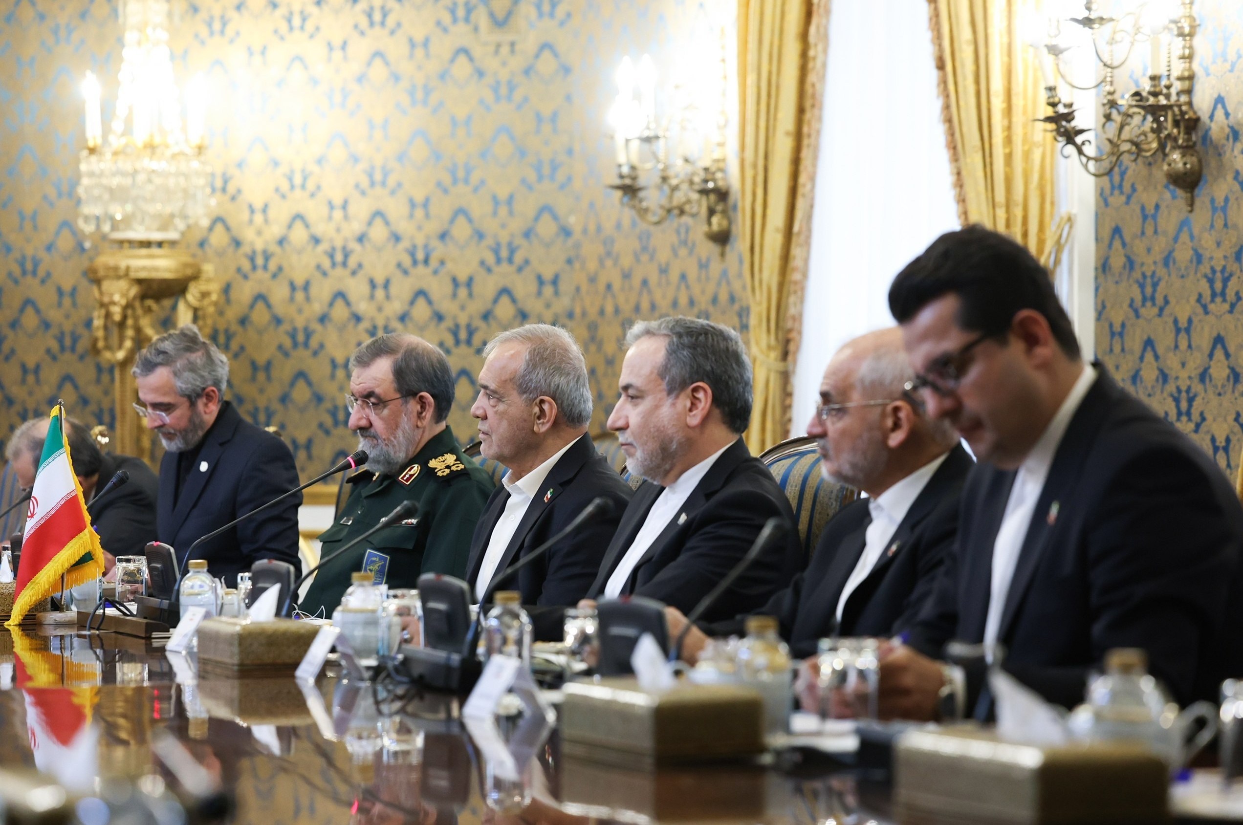 پزشکیان به مقامات ترکیه، پاکستان و عربستان: از حقوق‌مان دفاع می‌کنیم+(تصاویر)