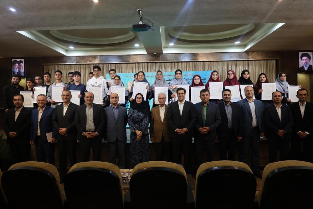 نوجوانان باید در حل مسائل شهر و جامعه نقش‌آفرین باشند+(تصاویر )